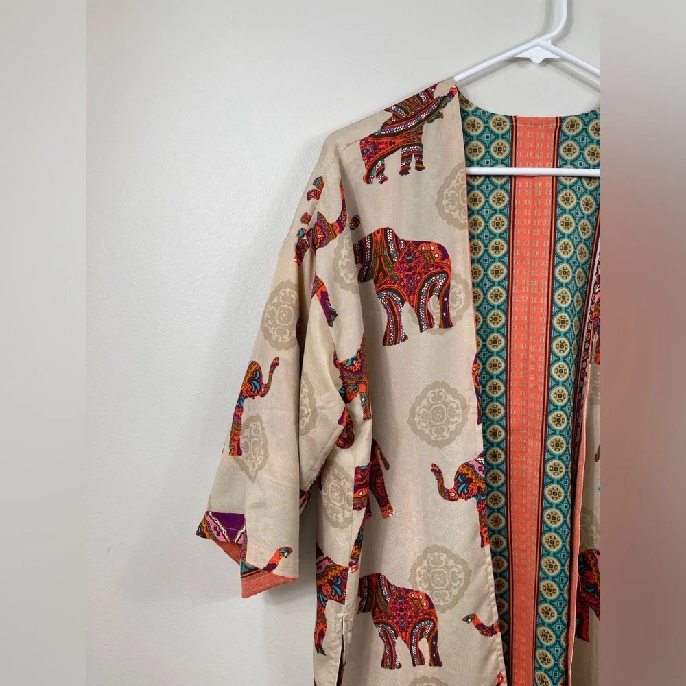Chico’s Reversible Jacket Open-Front Medallion Elephant Print Kimono Size S/M? - Picture 5 of 16